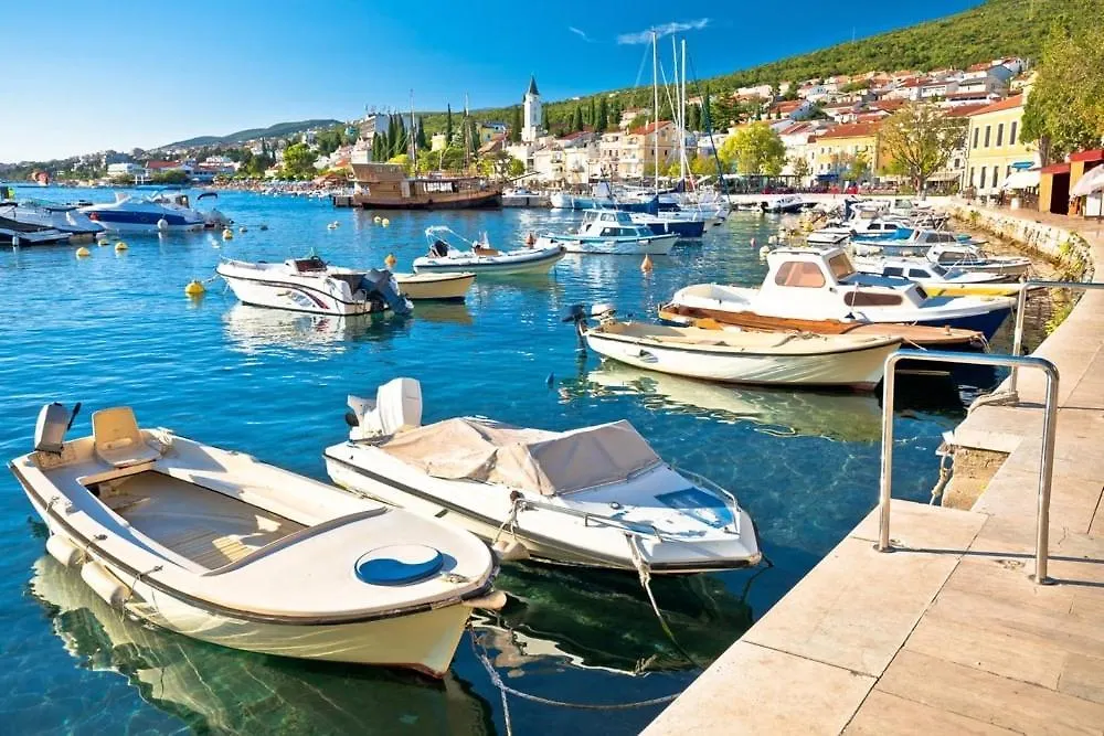 Holiday home Noa Selce Retreat House Villa Croatia
